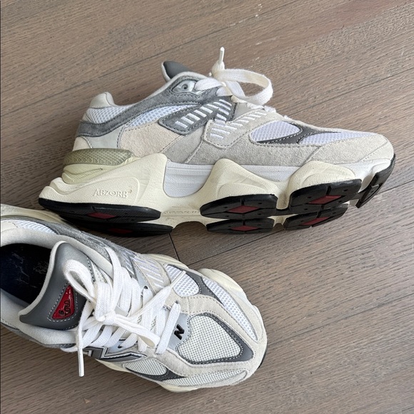 New Balance 9060 Grey & White Mesh Suede Runner with Logo Accent | Size EU 37 - Picture 9 of 15